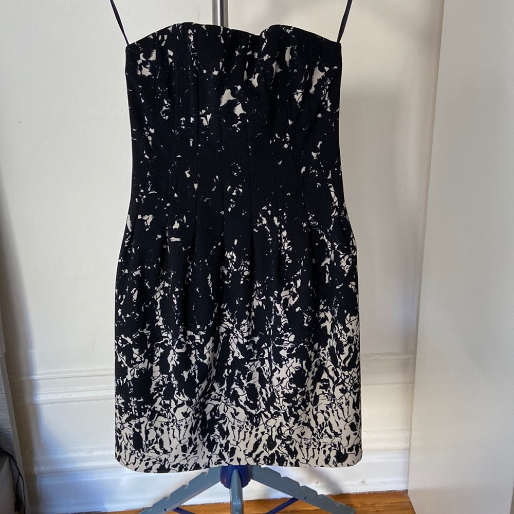 NWT H$M Strapless Black & White Flare Dress